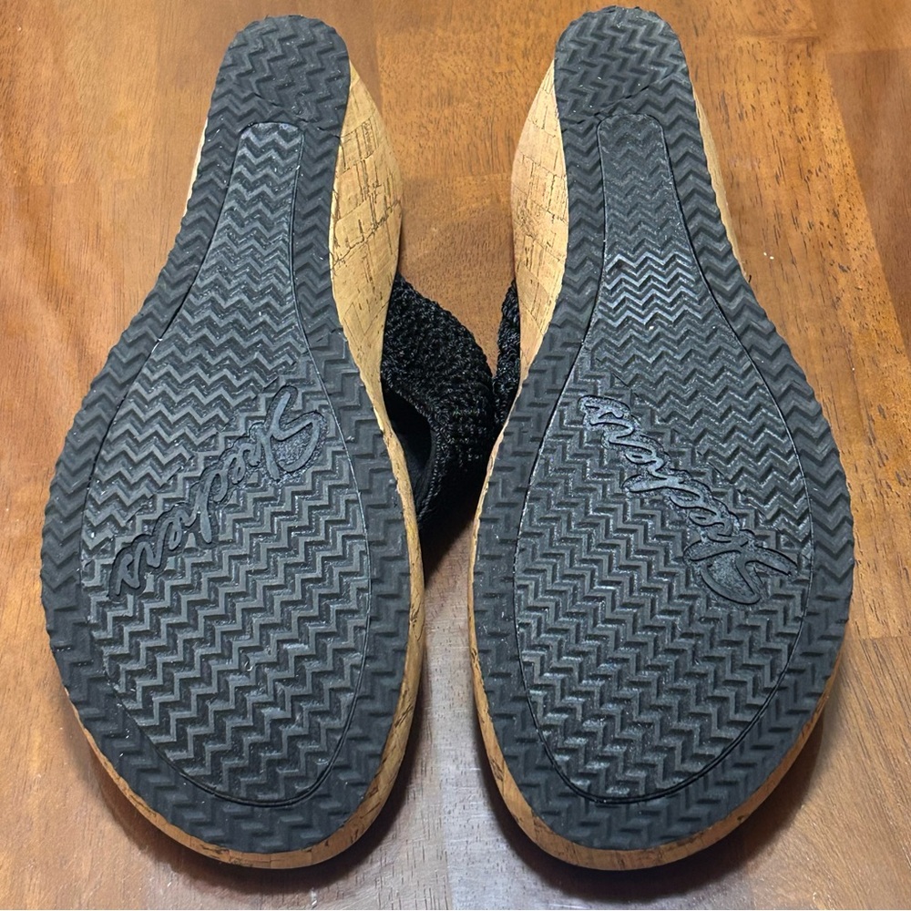 Skechers Luxe Foam Women's Sz 10 Black Crochet Slip On Slide Wedge Sandals EUC - Picture 8 of 9